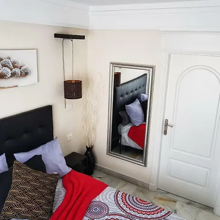 Parque Lotos - De Lujo Апартаменты *